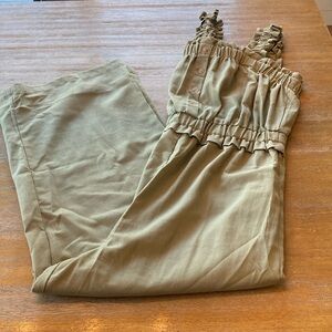 Wide leg linen Jumper.